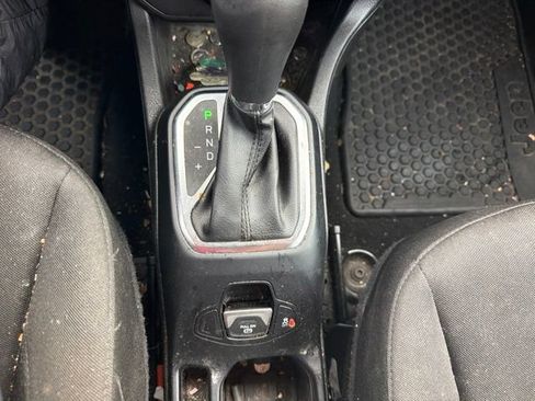 Used 2018 Jeep Renegade Sport w/ Power & Air Group AWD/4WD image 15