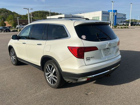 Used 2017 Honda Pilot Touring image 5