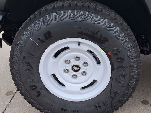 New 2025 Ford Bronco Heritage Edition image 22