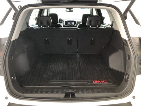 Used 2019 GMC Terrain SLT w/ Preferred Package FWD image 8
