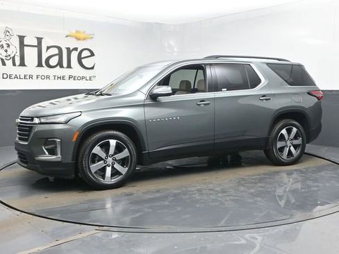 Used 2023 Chevrolet Traverse LT w/ LT Premium Package image 33