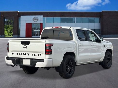 New 2026 Nissan Frontier SV RWD image 3