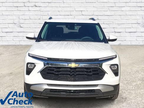 Used 2025 Chevrolet TrailBlazer LT w/ Driver Confidence Package FWD image 6