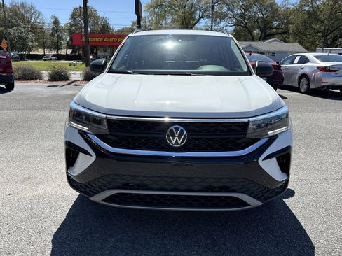 Used 2023 Volkswagen Taos S FWD image 8