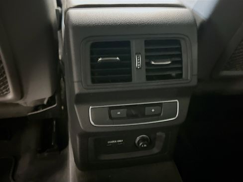 Used 2022 Audi SQ5 Premium Plus w/ Premium Plus Package image 29