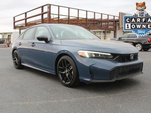 Used 2025 Honda Civic Sport image 1