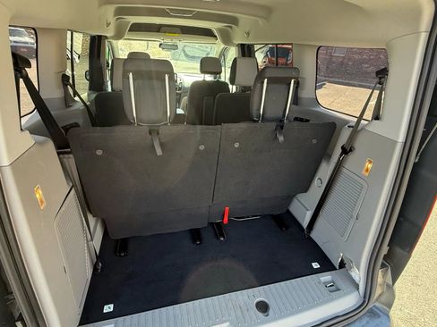 Used 2020 Ford Transit Connect XLT FWD image 30