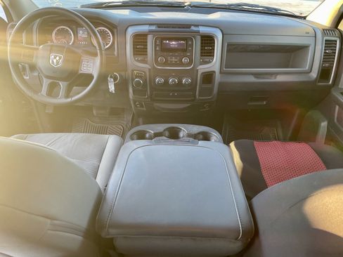 Used 2017 RAM 1500 Express image 20