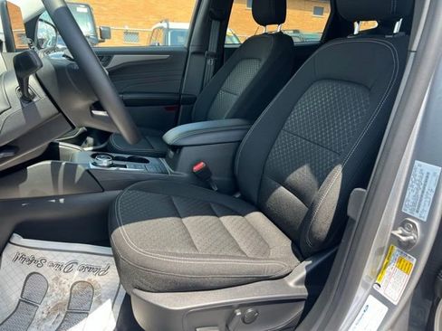 Certified 2024 Ford Escape Active AWD/4WD image 18