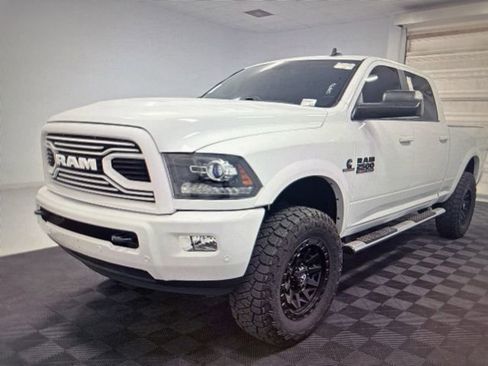 Used 2018 RAM 2500 Laramie w/ Sport Appearance Group AWD/4WD image 4