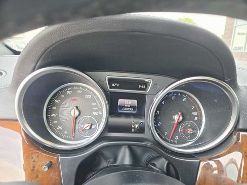 Used 2019 Mercedes-Benz GLS 450 4MATIC image 24