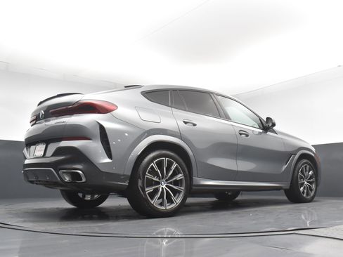 Used 2025 BMW X6 xDrive40i AWD/4WD image 22