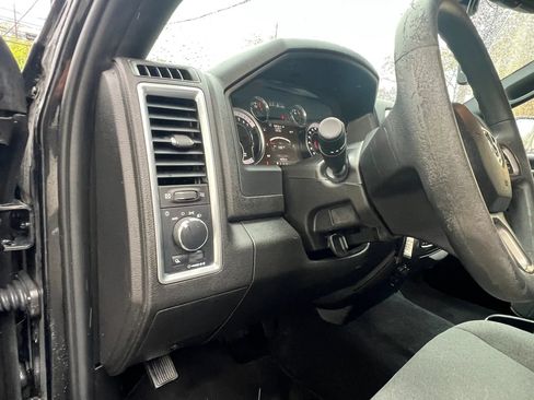 Used 2022 RAM 1500 Classic Warlock w/ Electronics Group AWD/4WD image 13