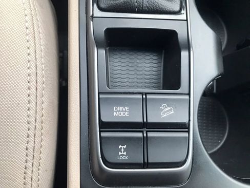 Used 2017 Hyundai Tucson Sport w/ Cargo Package image 29