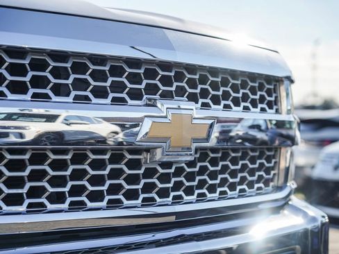 Used 2019 Chevrolet Silverado 2500 W/T w/ WT Convenience Package image 10