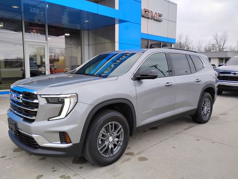 Used 2025 GMC Acadia Elevation image 29