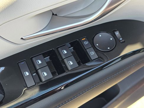 New 2026 Hyundai Tucson Limited FWD image 26