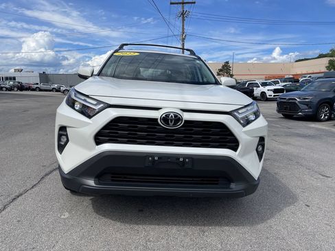 Certified 2022 Toyota RAV4 XLE Premium AWD/4WD image 5