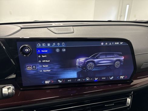 New 2026 Chevrolet Traverse Z71 w/ Enhanced Driving Package image 47