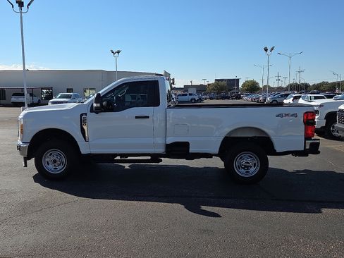 Used 2024 Ford F250 XL w/ 360-Degree Camera Package image 2