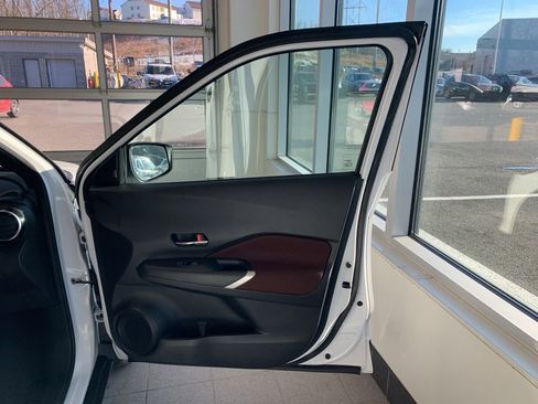 Used 2023 Nissan Kicks SR w/ Interior Electronics Package image 22