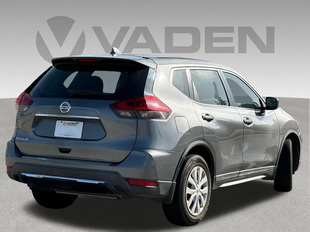 Used 2018 Nissan Rogue S FWD image 17