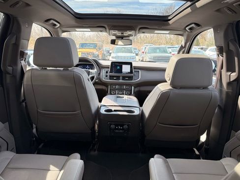 Used 2023 Chevrolet Tahoe LT w/ Luxury Package image 35