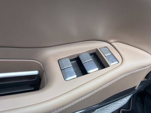 New 2026 Lincoln Navigator L Black Label AWD/4WD image 10
