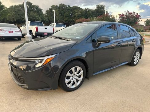 Used 2026 Toyota Corolla LE FWD image 1