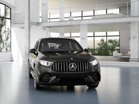 Used 2025 Mercedes-Benz GLC 43 AMG 4MATIC image 7