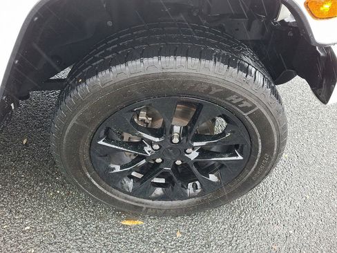 Certified 2021 Jeep Wrangler Unlimited Sahara image 9