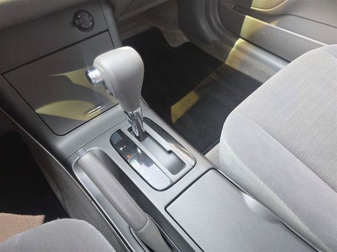 Used 2006 Toyota Camry SE FWD image 12
