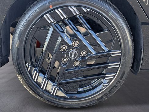 New 2026 Nissan Sentra SR image 9