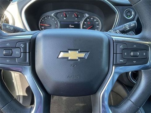 Used 2025 Chevrolet Blazer LT image 22