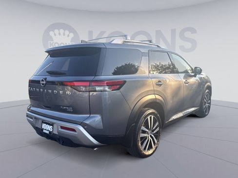 Used 2025 Nissan Pathfinder Platinum AWD/4WD image 7