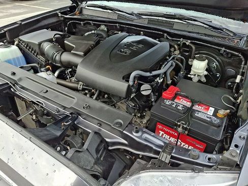 Certified 2023 Toyota Tacoma SR5 AWD/4WD image 27