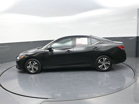 Used 2023 Nissan Sentra SV image 4