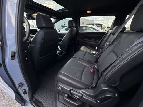 Used 2025 Honda Odyssey Sport-L image 22