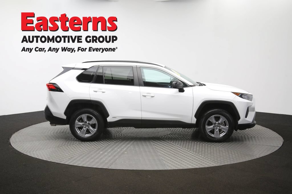 Used 2022 Toyota RAV4 LE AWD/4WD image 47