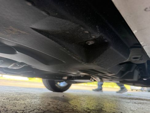 Used 2015 Chrysler 200 Limited FWD image 26