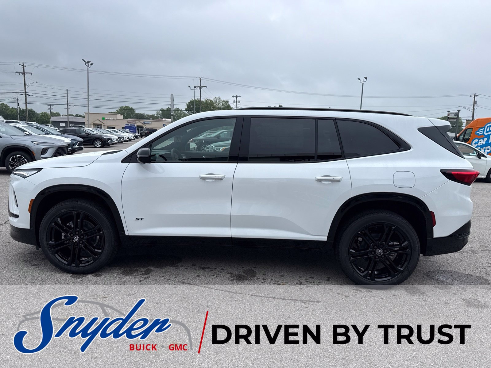 New 2027 Buick Enclave Sport Touring w/ Power Package FWD image 7