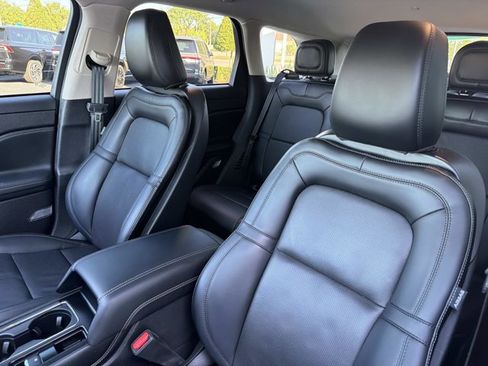 Certified 2024 Lincoln Corsair Reserve w/ Equipment Group 201A FWD image 15