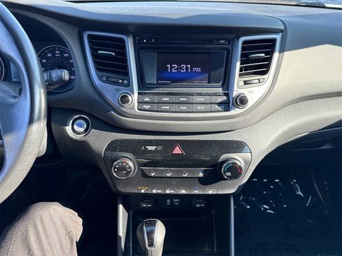 Used 2016 Hyundai Tucson Sport image 29