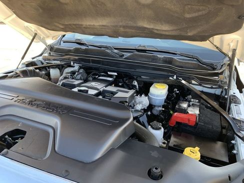 Used 2022 RAM 2500 Laramie AWD/4WD image 29