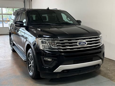Used 2018 Ford Expedition Max XLT w/ Equipment Group 202A AWD/4WD image 5