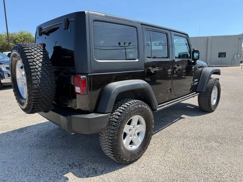 Used 2016 Jeep Wrangler Unlimited Sport w/ Quick Order Package 24S AWD/4WD image 2
