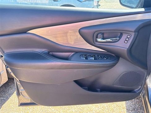 Used 2018 Nissan Murano SL w/ Midnight Edition Package image 24