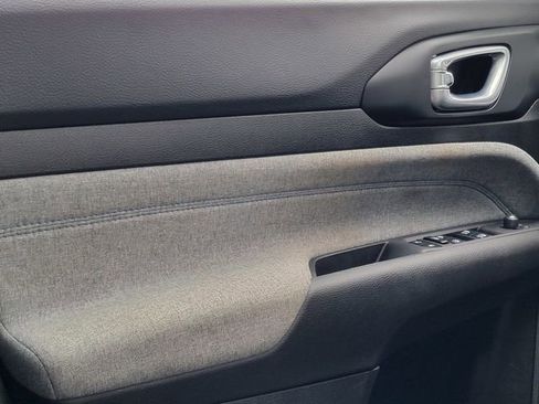 Certified 2022 Jeep Compass Latitude w/ Convenience Group image 37