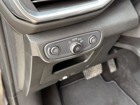 Used 2023 Chevrolet TrailBlazer LT image 18