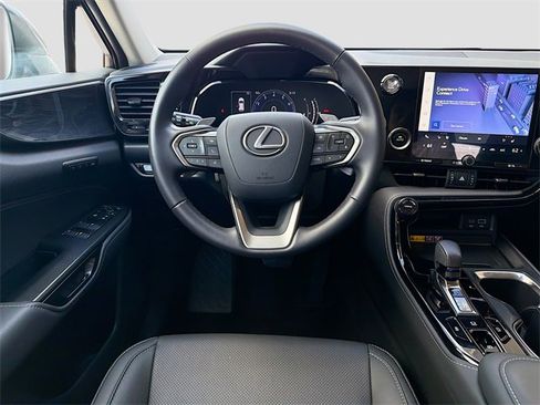 Used 2025 Lexus NX 250 FWD w/ Premium Package image 17